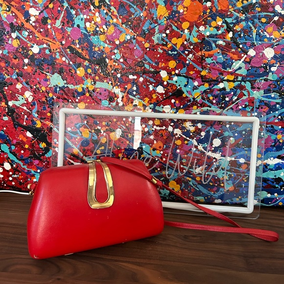 Elegant Vintage Red and Gold Handbag - Picture 3 of 6